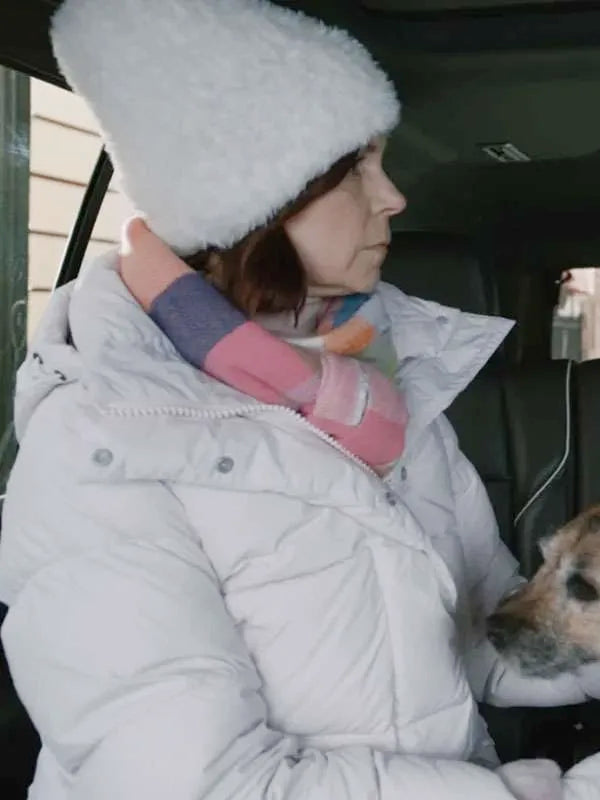 Carrie Preston Elsbeth S2 Elsbeth Tascioni White Puffer Coat