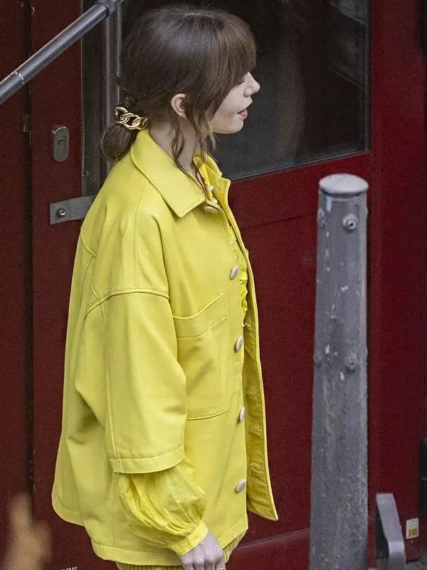 Emily in Paris S04 Yellow Jacket