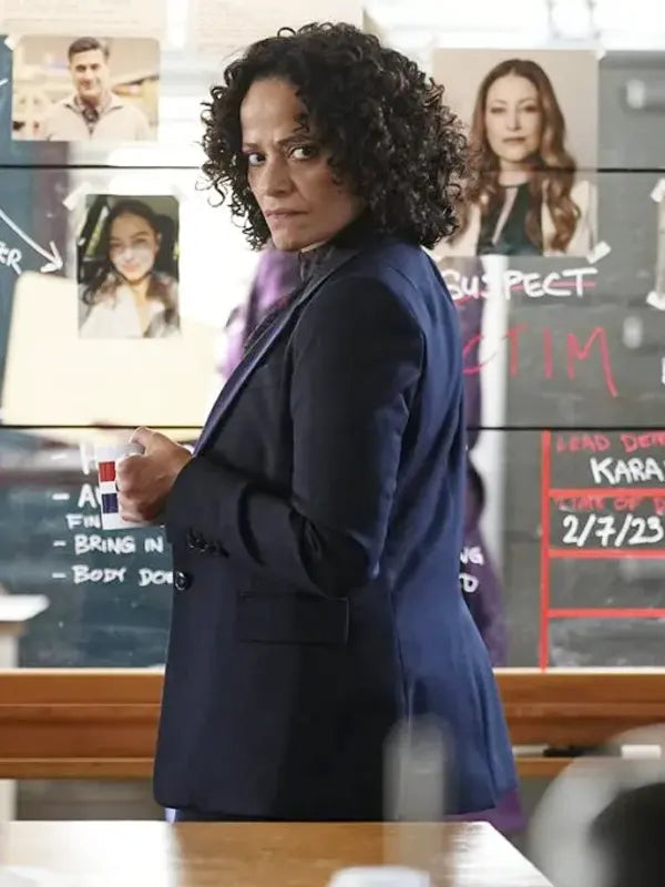 Judy Reyes High Potential Selena Black Blazer