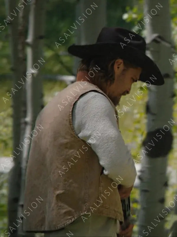 Kayce Dutton TV Series Yellowstone S03 Denim Beige Vest