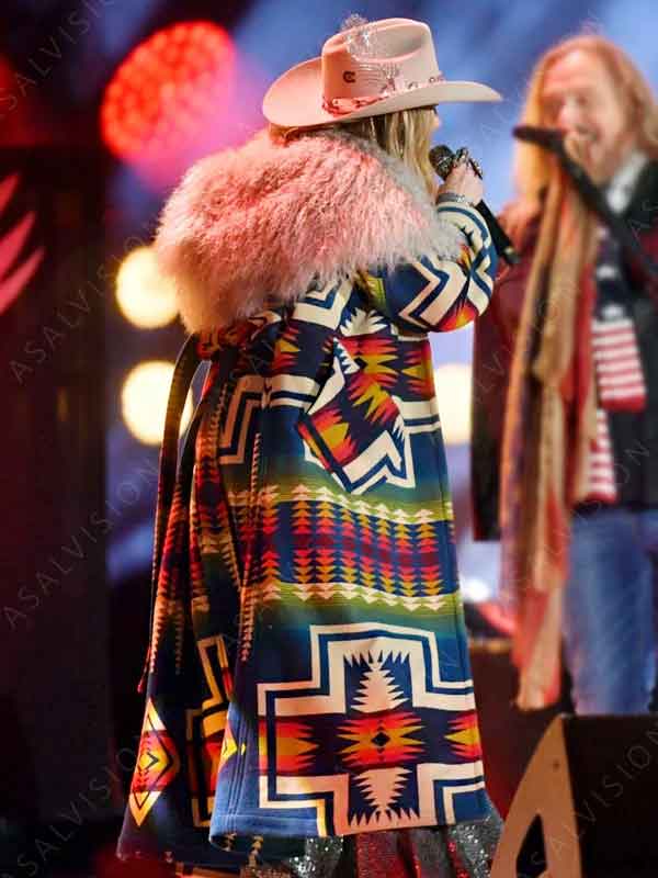 Lainey Wilson New Year’s Eve Live Nashville Big Bash NYE Fur Collar Pendleton Coat
