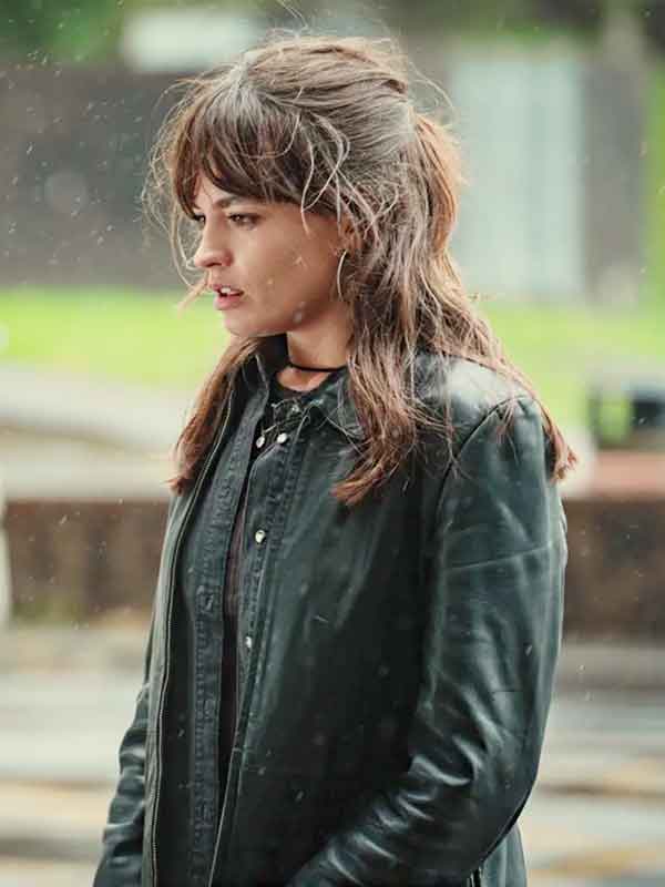 Maeve Wiley TV Series Sex Education S04 Emma Mackey Black Leather Jacket