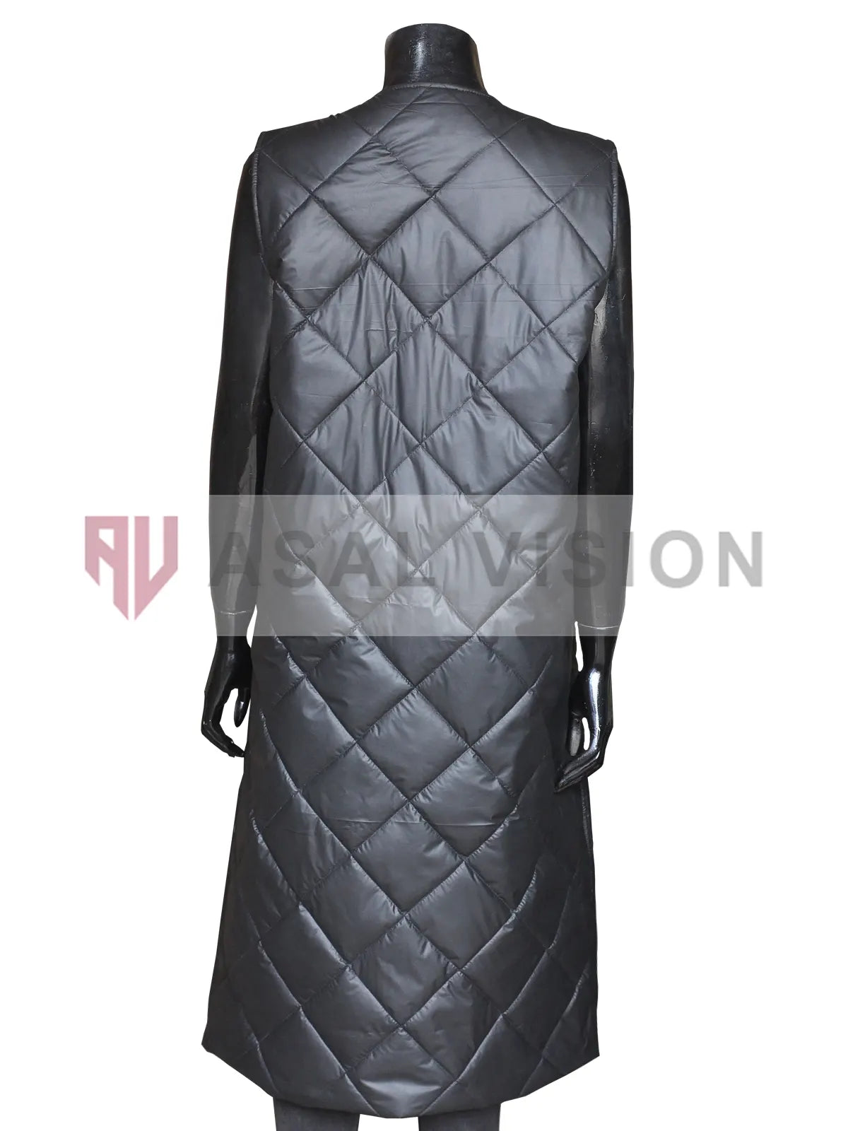 Michelle Buteau Survival Of The Thickest 2023 Mavis Beaumont Black Quilted Vest