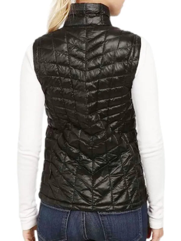 Virgin River S02 Alexandra Breckenridge Black Vest
