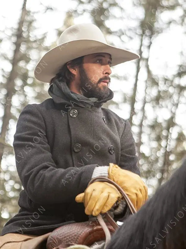 Walker Yellowstone Ryan Bingham Black Peacoat