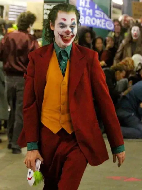 Arthur Fleck Red Suit