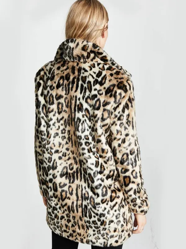 Beth Dutton TV Series Yellowstone S02 Kelly Reilly Fur Coat