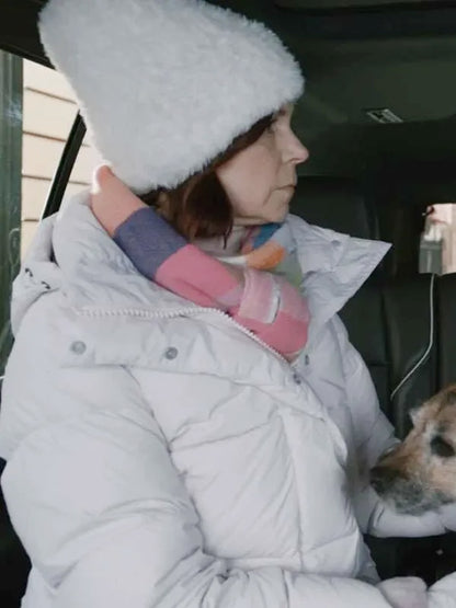 Carrie Preston Elsbeth S2 Elsbeth Tascioni White Puffer Coat