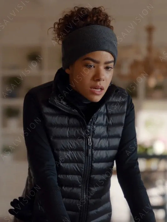 Ginny & Georgia Antonia Gentry Puffer Vest