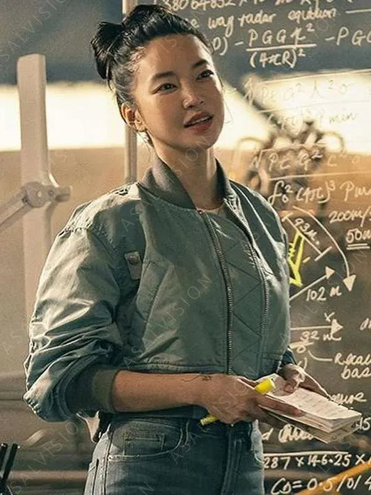 https://asalvision.com/wp-content/uploads/2024/01/Kim-Yoon-ji-Lift-2024-Bomber-Jacket.webp