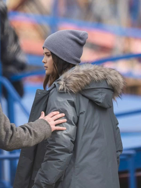 Mabel Mora Only Murders In The Building S02 Selena Gomez Grey Parka Jacket