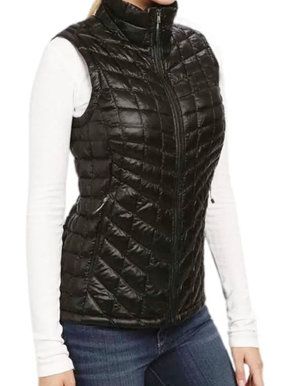 Melinda Monroe TV Series Virgin River S02 Alexandra Breckenridge Black Vest