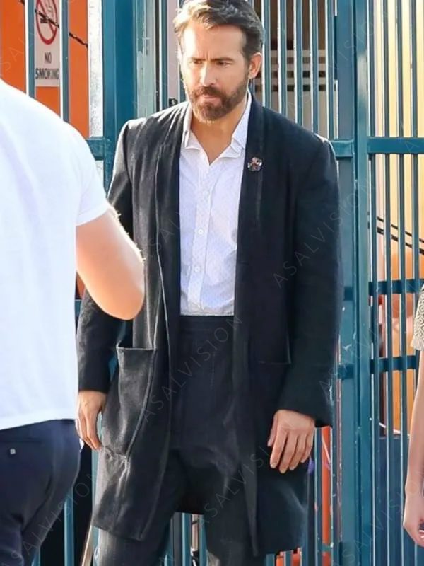 Ryan Reynolds IF 2024 Black Trench Coat