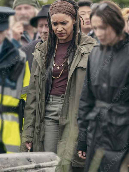 TV Series Bodkin Season 1 2024 Maeve Green Hooded Jacket