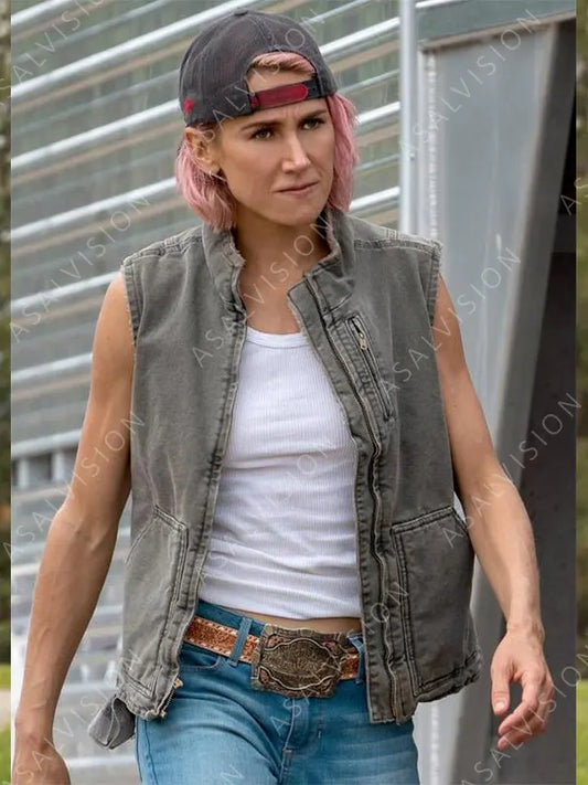 Teeter Yellowstone Jennifer Landon Grey Vest