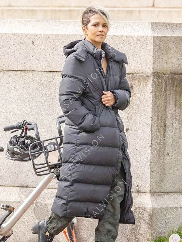 The Union 2024 Roxanne Hall Black Puffer Coat