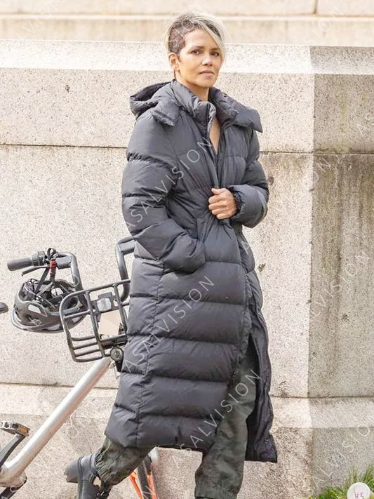 The Union 2024 Roxanne Hall Black Puffer Coat