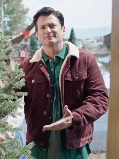 Wes Brown Deck the Walls 2024 Brysen Douglas Maroon Sherpa Jacket