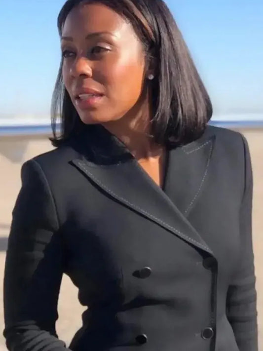Yellowstone Willa Hayes Black Cotton Coat